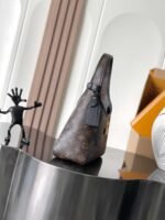 LOUIS VUITTON THE DROP PM  28*15*12cm - Image 2