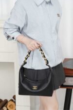 Chanel underarm bag hippie hobo bag 28*24*8cm - Image 4