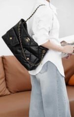 Chanel 25K hobo bag in black gold lambskin 38*26*11cm - Image 3