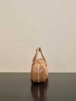 MIUMIU ARCADIE Matelassé Medium Lambskin Bag 27*12*9cm - Image 5