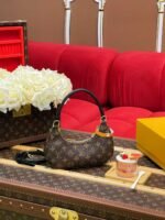 LOUIS VUITTON CATCHY PM 24*10*6cm - Image 3