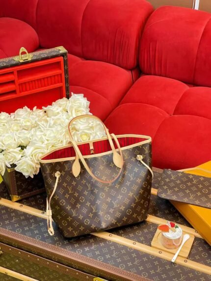 LOUIS VUITTON NEVERFULL MM  31*28*14cm