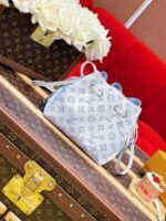 LOUIS VUITTON BELLA 22*19*14cm - Image 3