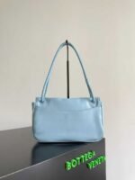 Bottega Veneta's new Madison bag 27*16*6cm - Image 3