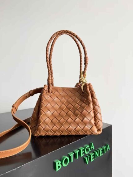 Bottega Veneta Andiamo 22*13*9cm