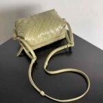 BOTTEGA VENETA  loop 19*12*9cm - Image 2