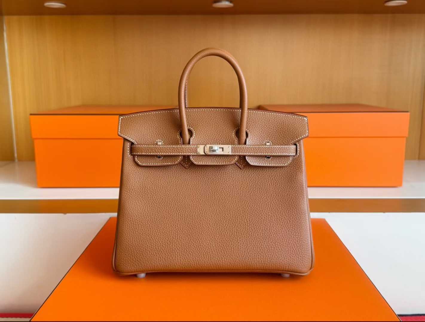 微信图片_2025-12-30_092714_439 HERMÈS MASTER Birkin 25cm - Image 1